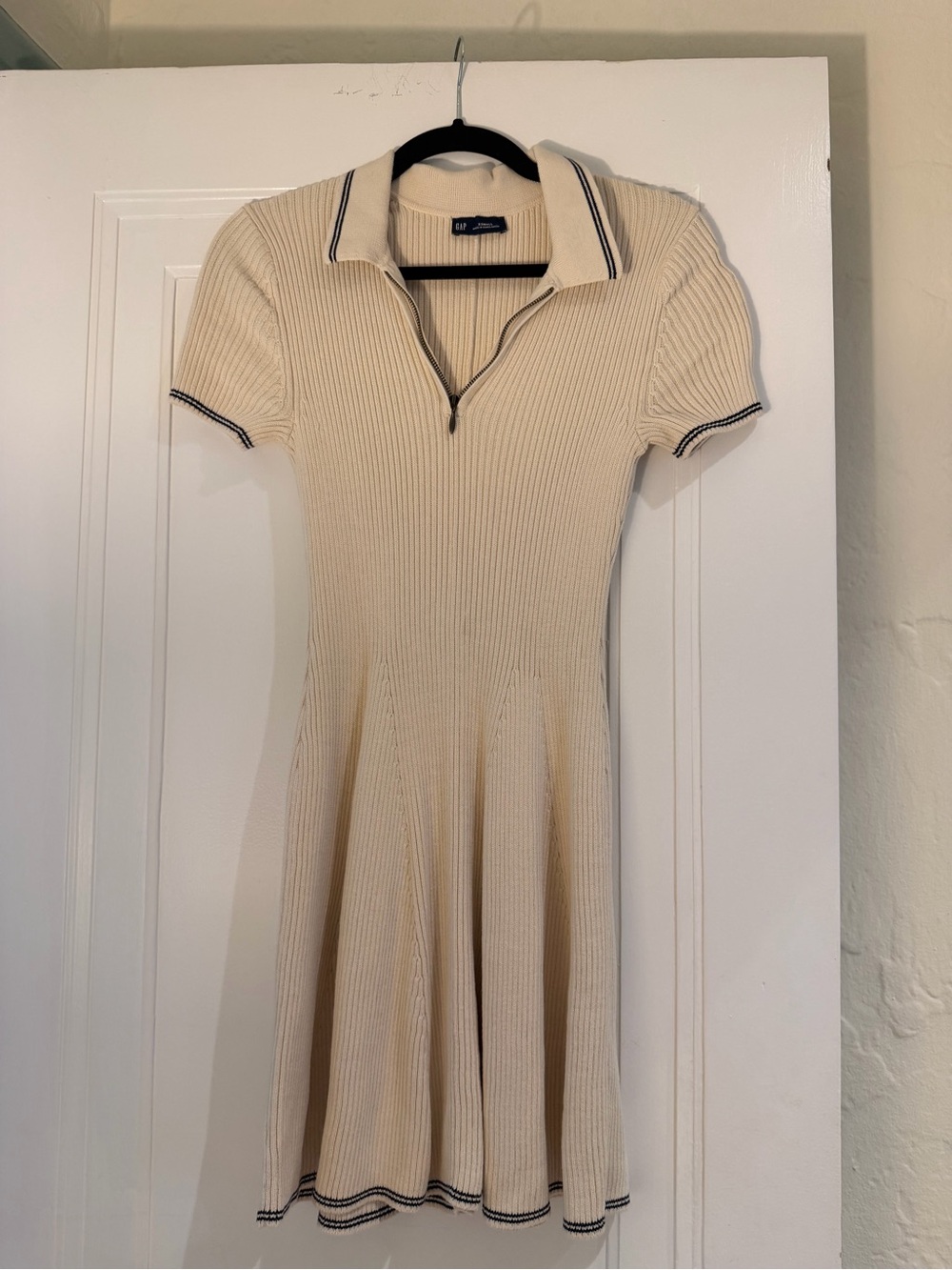 GAP Cream Ribbed Polo Zip Dress with Navy Trim
